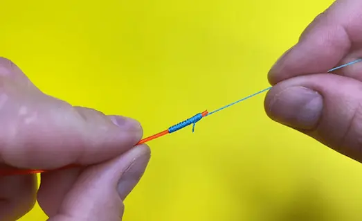 Spin Balıkçılığı 2024: Takım ve Ekipman Seçimi 4 Maksimum erim ve görünmezlik için ince örgü ip ve lider kombinasyonu.